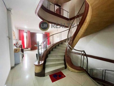 Rumah Jelambar Madya, Jakarta Barat, 5x20 m², 4 Lt, SHM
