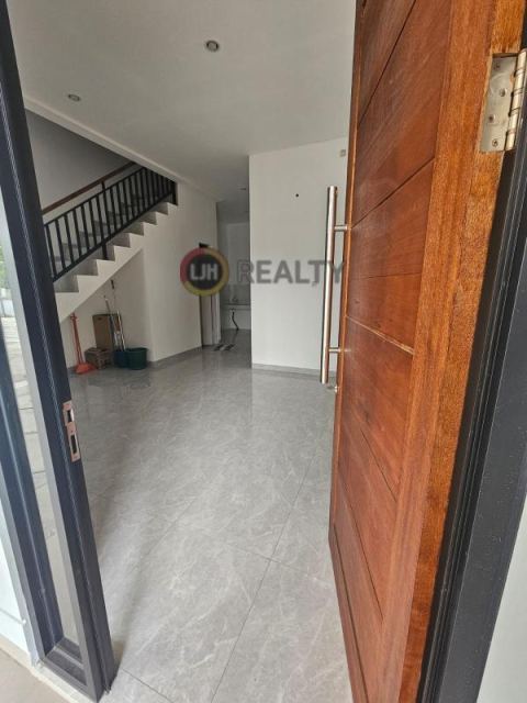 Rumah baru cluster duri kosambi jakarta barat cocok untuk pasangan muda