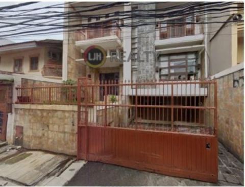 Rumah Furnished Siap Huni 3 Lantai Cocok Untuk Tempat Tinggal atau Kantor, Tomang, Jakarta Barat