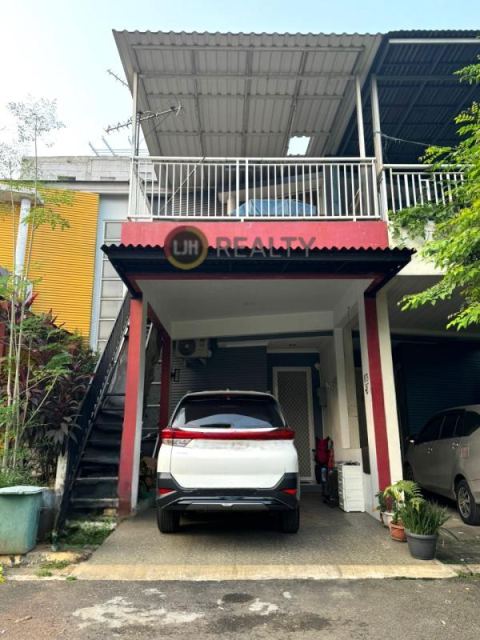 Rumah 2 Lantai Semi Furnished Dalam Cluster Di CitraGran