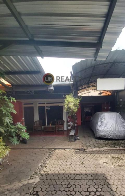 Rumah Luas Semi Furnished Di Mlatinorowito, Kudus - Jawa Tengah