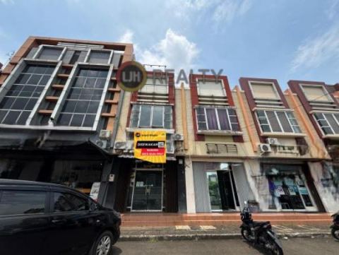 Ruko Grand Wisata 2 Lantai Lokasi Komersial, Parkir Luas, Grand Wisata Bekasi
