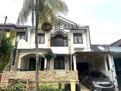 Rumah 2 Lantai Siap Huni Di Komplek Pesona Depok 