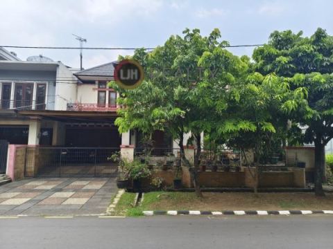 Dijual Rumah Luas di Kemang Pratama I Bekasi 