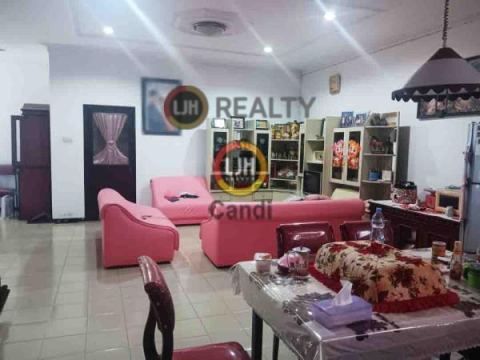 Rumah di Larasati Indrapasta Semarang