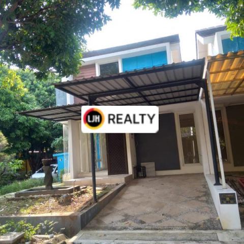 Rumah siap huni di daerah Marina