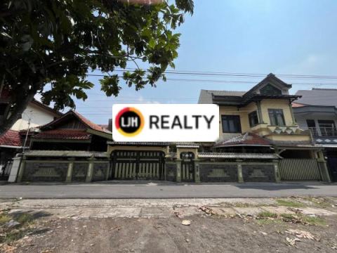 200 Meter dari Jl. Slamet Riyadi
