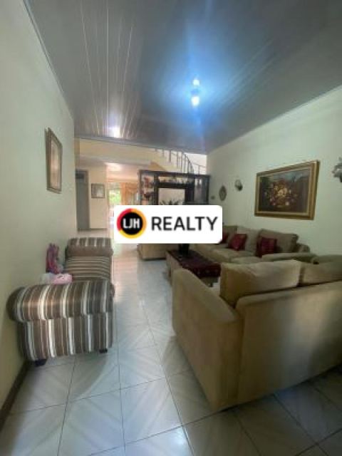 Rumah Bonus Toko Cocok Untuk Usaha Dengan Luas 500 M2 di Dearah Pengasinan Raya, Bekasi Timur, Hanya 400 Meter Dari Gerbang Tol Bekasi Timur