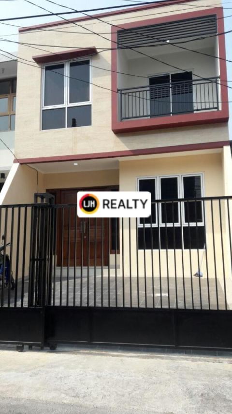 Rumah Janur Asri Kelapa Gading Jakarta Utara Luas 6x17 m2 SHM
