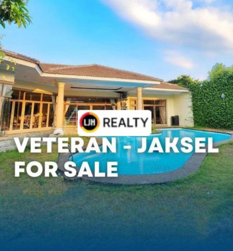 Dijual Rumah Dengan Kolan Renang di Jalan Veteran Jakarta Selatan