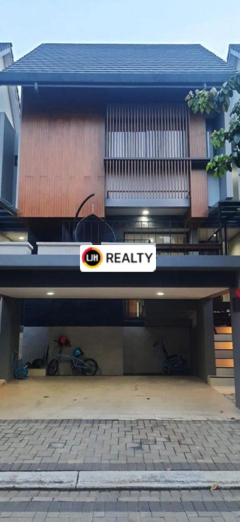 Murah Banget Rumah Cantik Dengan Attic Room Cluster Caelus Greenwich Park BSD City