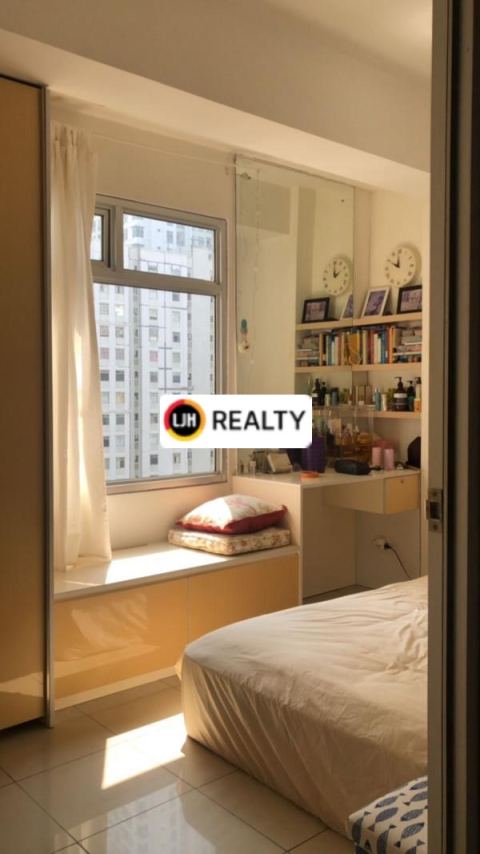 Apartemen View Swimming Pool 2BR Greenbay Pluit Jakarta Utara 