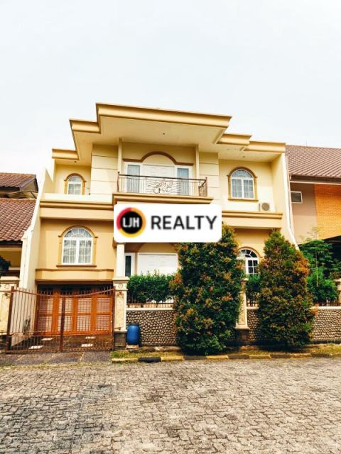 Dijual Rumah Puspitaloka BSD City
