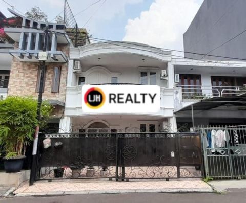 Rumah di Janur Asri Kelapa gading Jakarta Utara Luas 6x17 m2 