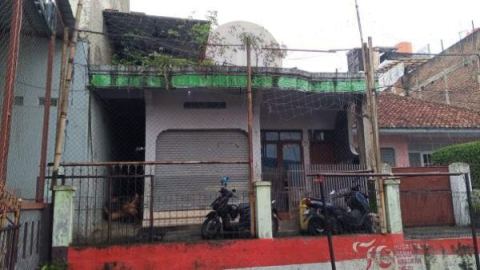 Rumah + Toko, 2 Kamar Tidur, Cocok dijadikan Hunian atau Usaha Kostan, dekat Universitas Widyatama, Kampus ITenas, Universitas Sangga Buana, Cikutra Bandung