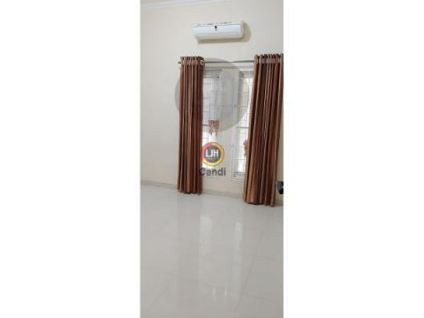 Rumah di Jasmine Park Plamongan Indah