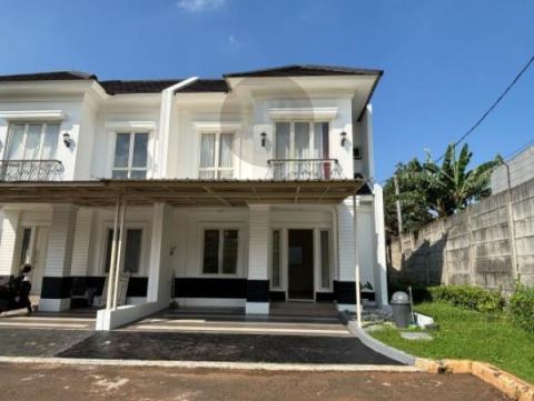 Rumah Grand Wisata Posisi Pojok, 2 Lantai, 4+1 Kamar Tidur, Luas Tanah 131m2, View Taman Bermain, Akses Langsung Tol Tambun Grand Wisata Bekasi
