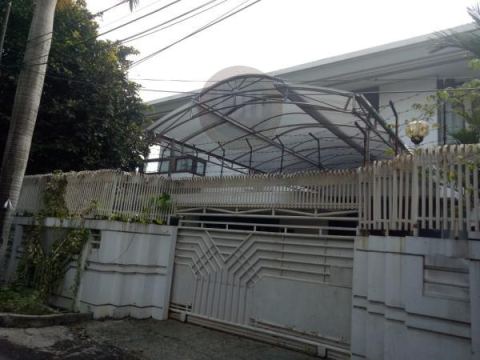 Dijual Rumah 2 lantai dengan lebar 40mtr di Jl Agung Tengah, Sunter, Jakarta Utara