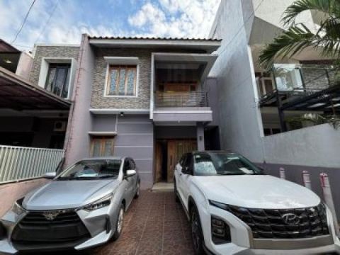  Rumah Town House di Jagakarsa 2 Lantai 4+1 Kamar Tidur , 10 Menit dari Kampus UI , SHM , Bisa KPR ,Jagakarsa, Jakarta Selatan