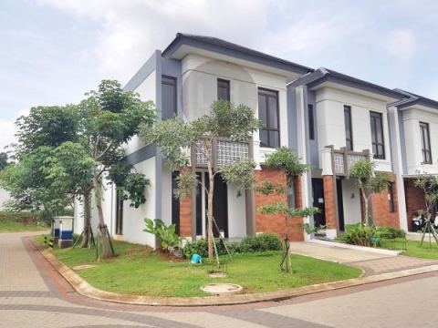 Disewakan Rumah The Mozia Cluster Avezza BSD City Hoek Dekat Ice, Univ Prasetya Mulya
