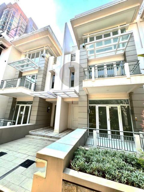 Jual Cepat Rumah di CBD Pluit Executive Garden House Jakarta Utara