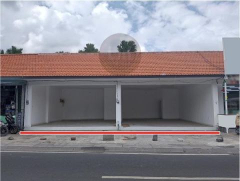 Shop for rent at Canggu, strategic location with new building, close to Batu Bolong area