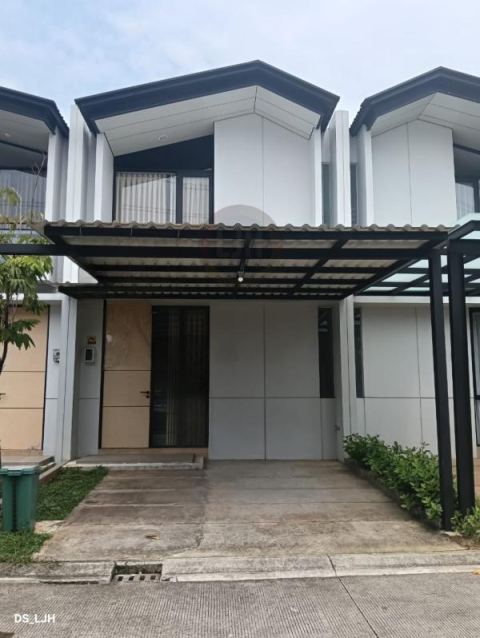 Rumah dijual kawasan cendana lippo karawaci