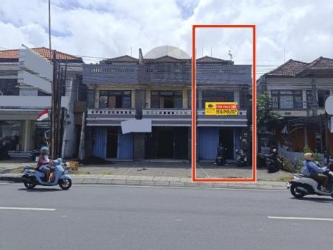 Shophouse for sale with 3 bedrooms at Jl. Gunung Agung, denpasar, strategic location and Busy area