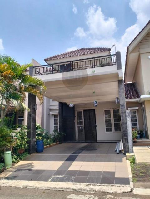 Dijual Rumah Harga Nego di Legenda Wisata Cibubur