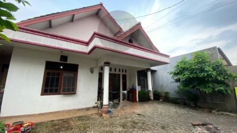Rumah Luas di Jatibening Bekasi 