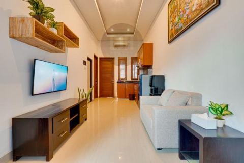 2 bedrooms villa for sale at Kerobokan, strategic location, well maintained, close to Pelataran Canggu