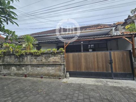 House for rent at Sidakarya, Denpasar, strategic location, well maintained close to Sanur area
