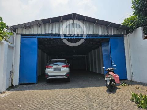 Gudang Strategis Puri Kembangan Raya – 411 m², SHM, Jalan Besar Muat Truk