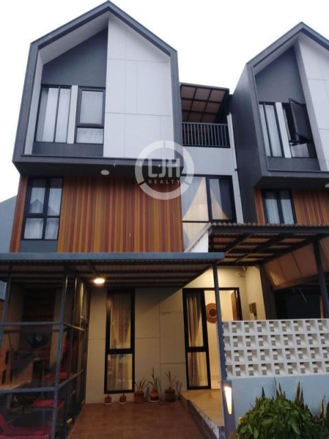 Rumah Minimalis Modern di Cluster Baru Kota Wisata Cibubur