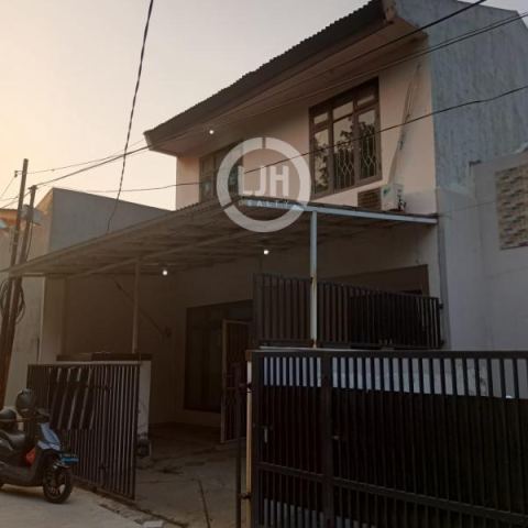Rumah Siap Huni Lokasi Strategis di Perum Bulevar Hijau
