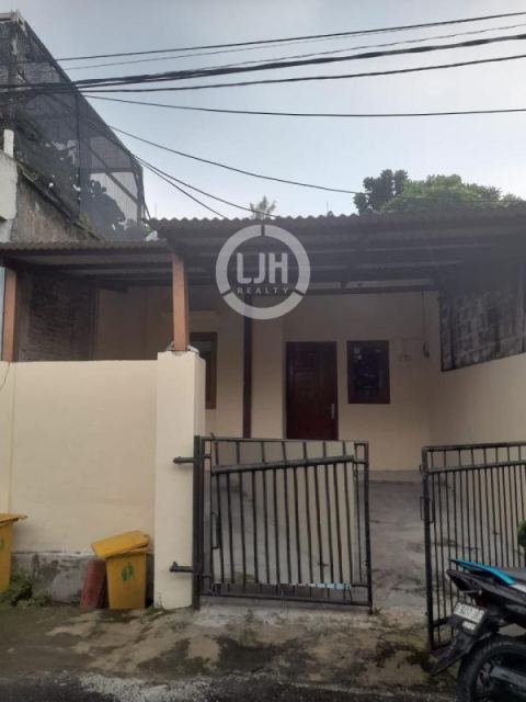 Rumah siap huni dicitra raya dekat mall ciputra