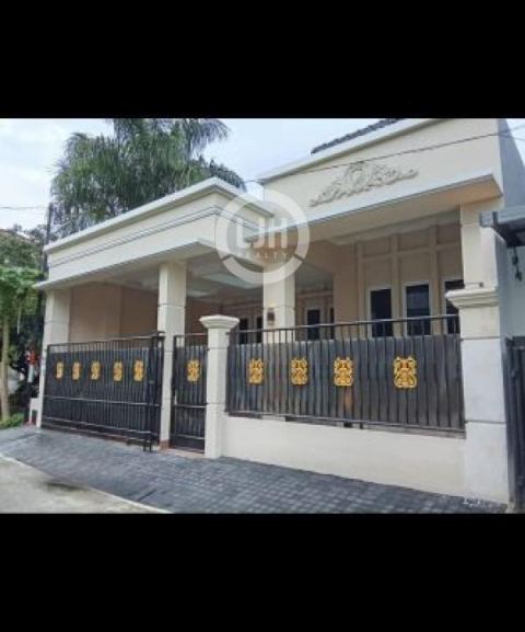 Rumah Pondok Kelapa 4 Kamar Tidur, Unfurnished Include Kitchen Set dan AC, Keamanan 24 Jam, Bebas Banjir, Jalan Hibrida Pondok Kelapa Jakarta Timur