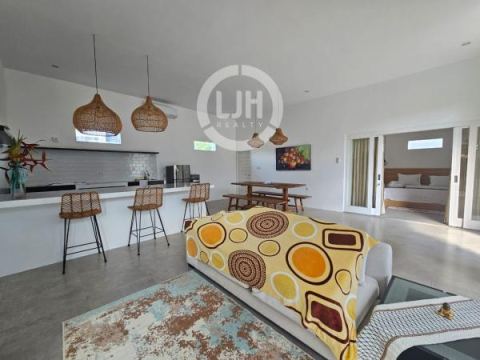 3 bedrooms villa for rent at Canggu, strategic location, well maintained, close to Batu Bolong Beach