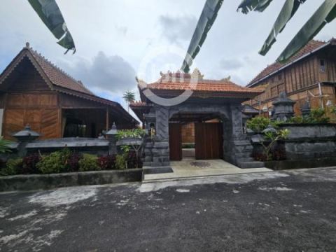 3 bedrooms house for leasehold at Renon, Denpasar, strategic location with new building, close to Monumen Bajra Sandhi Renon