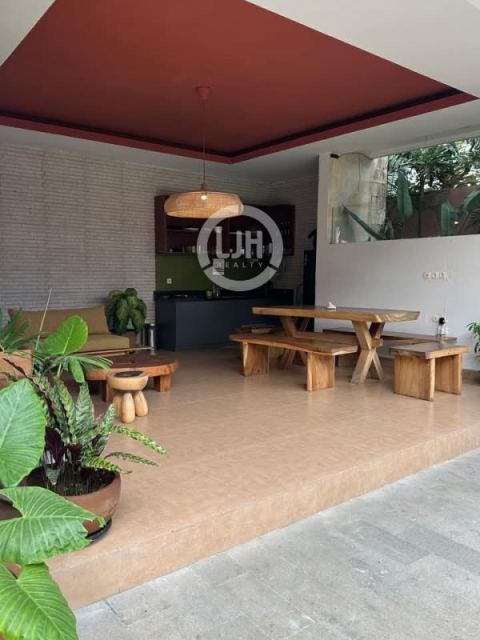 2 bedrooms villa for sale with special price at Ungasan, Kuta Selatan, strategic location, well maintained, close to Garuda Wisnu Kencana