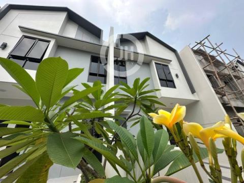 RUMAH BARU CLUSTER TUGU JATIWARINGIN, PONDOK GEDE, BEKASI