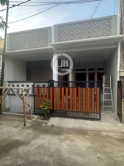 Jual Rumah Minimalis harga bisa nego di Pondok ungu permai bekasi(C0938)
