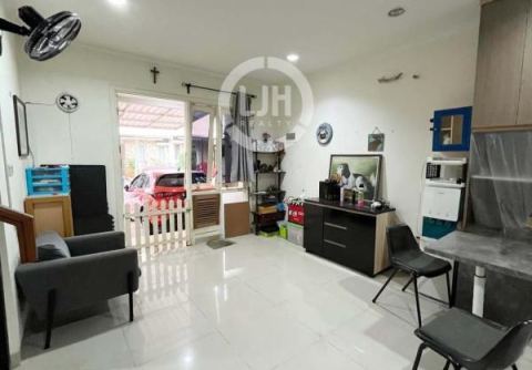 Rumah Siap Huni Di Cluster Thomson Gading Serpong
