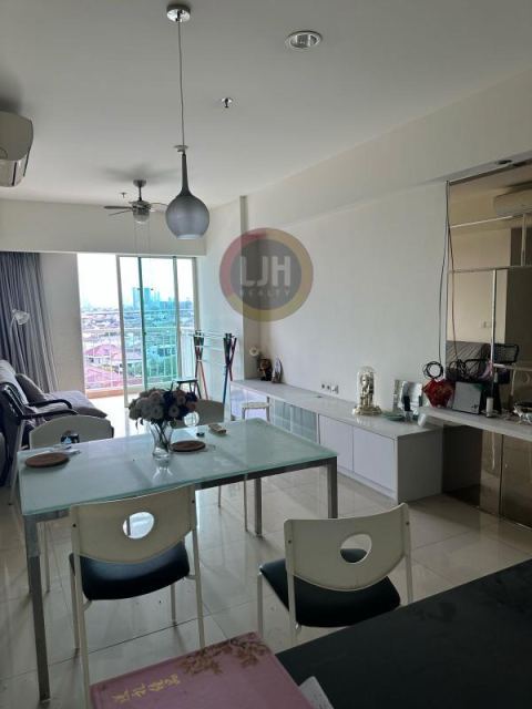 Apartemen Sherwood Residence Tower Regent Kelapa Gading Jakarta Utara