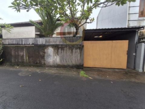 2 bedroom house for rent at Tibubeneng, Canggu, strategic location, well maintained