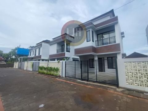 2 bedrooms house for rent at Jimbaran, Kuta Selatan, strategic location, only 10 minutes to Udayana University