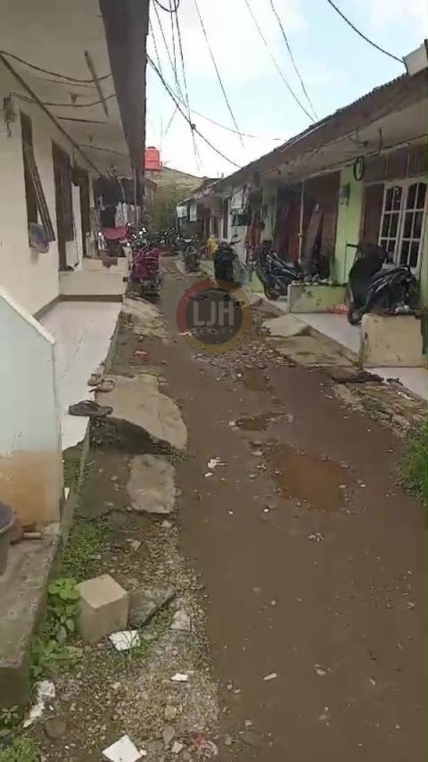 Tanah + Kontrakan 20 Pintu Di Cipayung - Jakarta Timur