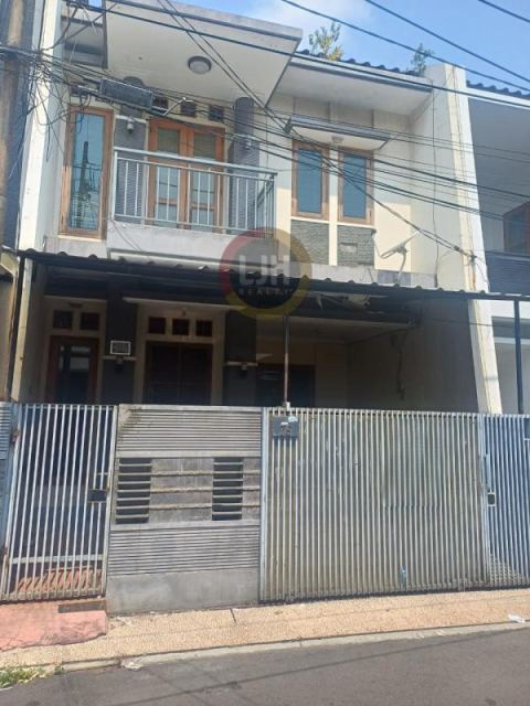  Rumah Siap Huni 2 lantai, Tomang, Jakarta Barat