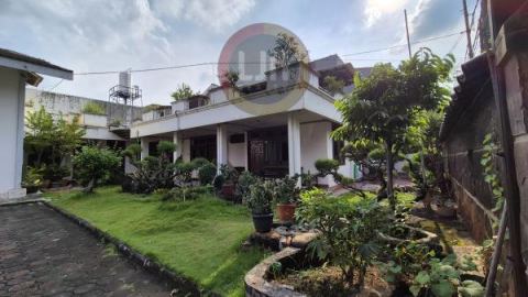 Rumah Tua Hitung Tanah di kelapa Puyuh Kelapa Gading Jakarta Utara, Tanah Luas Posisi Hook