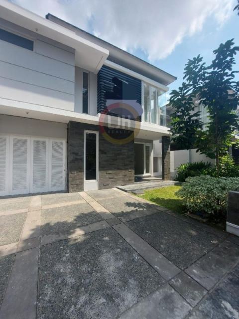 Dijual Rumah Suvarna Padi Cluster Akasia Cikupa Tangerang